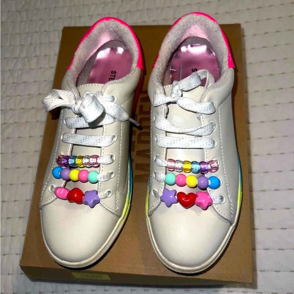 Steve Madden girls shoes size 2